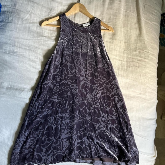 Aritzia Wilfred Trompette floral velvet and silk mini dress, size small - Picture 6 of 6